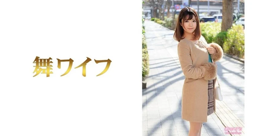 冷艳颜值女神被炮友各种操 圆润美臀骑乘抽插 手指扣弄菊花 超近距离特写进进出出 搞得妹纸嗯嗯叫最后口暴